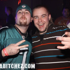 FAMILY PORTRAIT (AFTERHOURS)-3