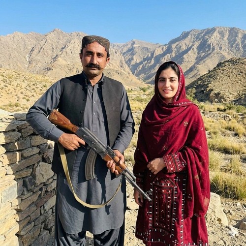 Stream Chali aa ni main ty bharn ghorali chali aa sainya dy darbar ty ...