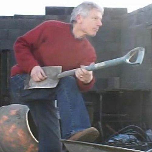 12 Elvis Is Still In The Building