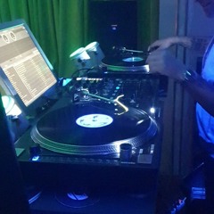 Vinyl Tekno Set By Dj Demitek×DJ Tuureluurs