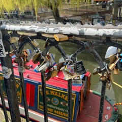 glue song live w/ audience :)