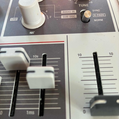 live synth daily - buttery arps [9-25-25]