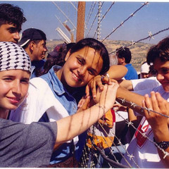 فلسطين افدي ثراكِ بعمري