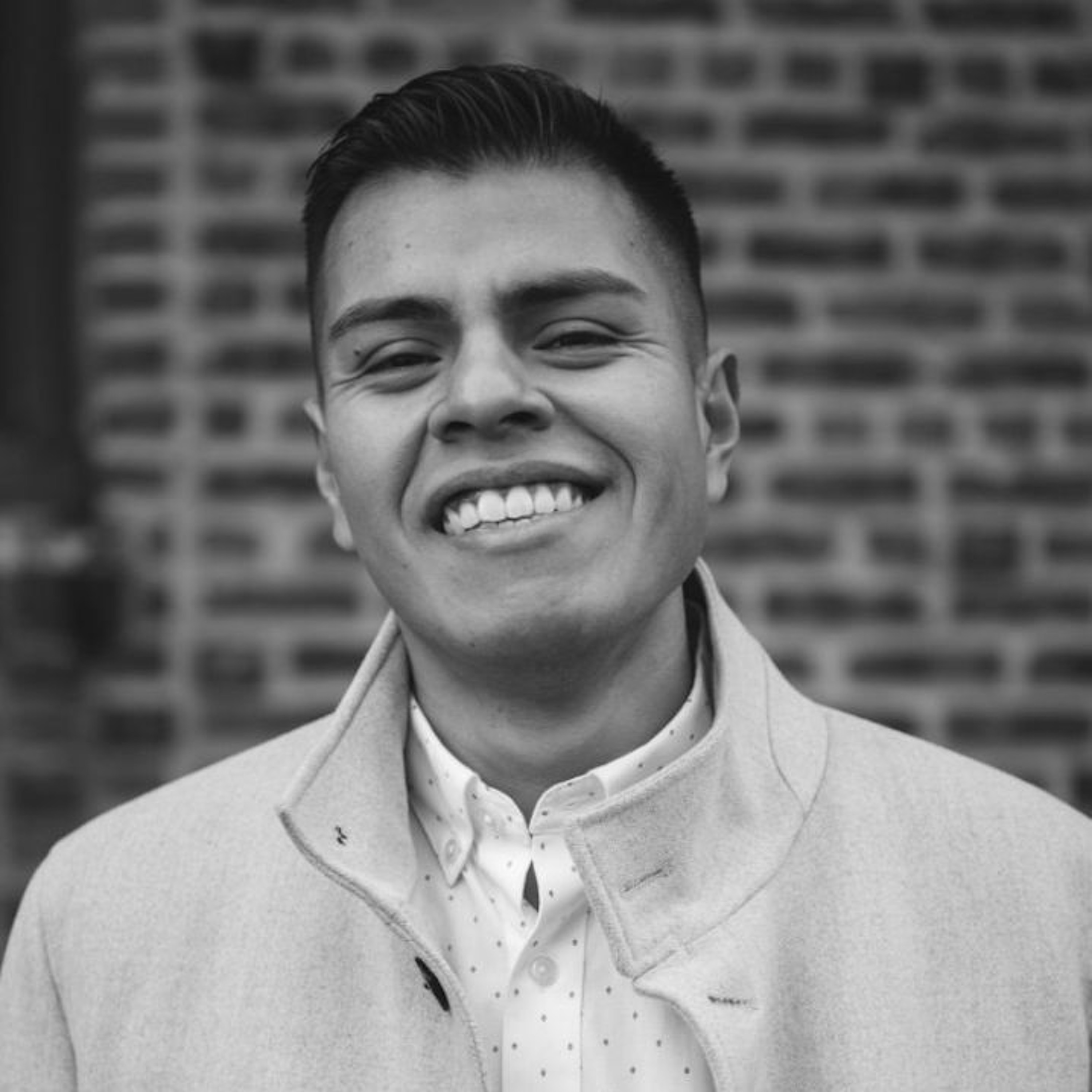 Entrevista a Guillermo Severiche thumbnail