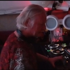 DJ HELL LIVE AT WAVEROOM LIVE SESSIONS