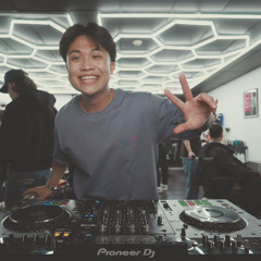 DJing a Barbershop Kickback | Giving Groove (Session No. 12) | House, Future Beats, UKG, Liquid DnB