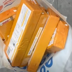 CUSTARD CREAM O'CLOCK