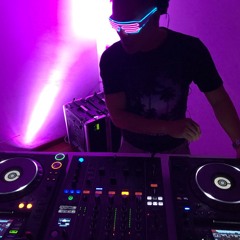 Dancing In The Dark, Jan 2022