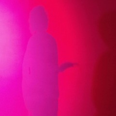 Etäällä paikallaan (san. Riika Virtanen)