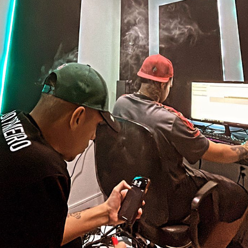 TCHAU VOLTEI SER LIXO E PERIGOSO DE NOVO - DJ TH DO PRIMEIRO & DJ SAMMER