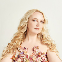 Hannah Rose Platt talks 'Fragile Creatures'