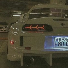 plug sobre carro japones