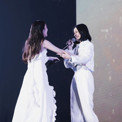ฉันดีใจที่มีเธอ - Freen Sarocha (feat. Mom)
