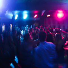 INDACLUB Ft. E-TOWN & WAVE-E