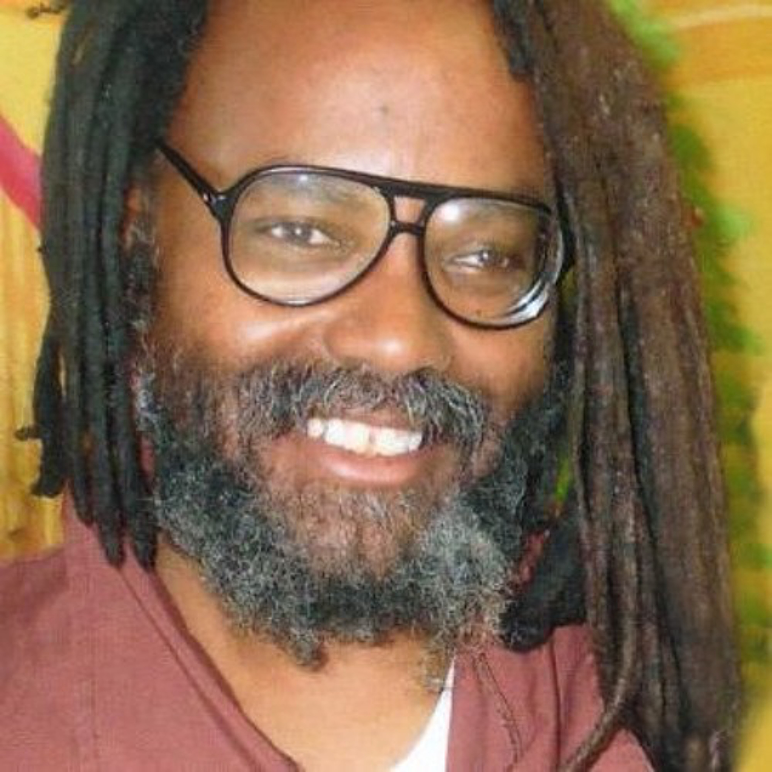 121025 US Seizes Venezuela Oil Tanker,  Dem Pol Takes Miami,  FED Drops Prime Rate,  Indochina War,  Social Media Ban, Mumia Abu-Jamal episode artwork