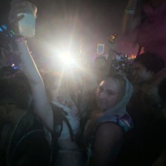 Rave Baddie 5L🍾👯‍♀️