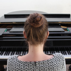 Pianoimprovisation- Durch Raum und Zeit