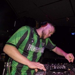 Thief-set gabber kicks