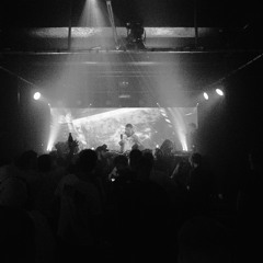 Fred Again.. x Swedish House Mafia - Turn On The Lights Again..(FT. FUTURE) MAXXD FLIP