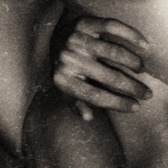 Nightcall (feat. Aura) (Live)