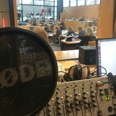 Stream Radio LOTTE Weimar  Listen to Radio LOTTE Thementag: »Alexa vs. Siri«  playlist online for free on SoundCloud
