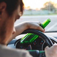 What You Should Do If Pulled Over For Drunk Driving