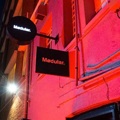 Modular closing set / techno