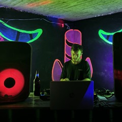 Disco House Travel Set