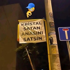 İKİ KİŞİYİZ YANIMDA BATU VAR