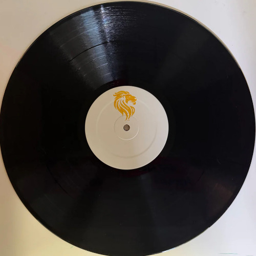 Premiere : Pelle - What Is Now (Holland House 001)