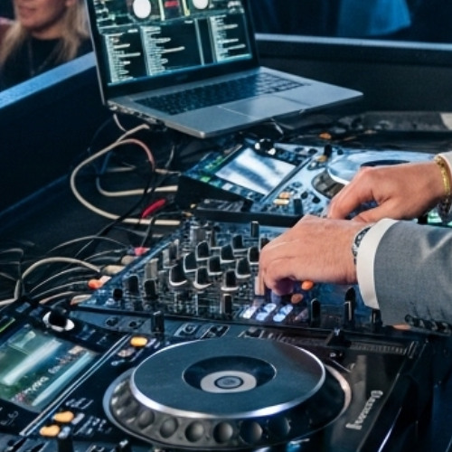 Live set  SDJ 19/7/25 Vs Monthly  House Sessions  (Spacy Mix 025) 1st Mix of 2025.
