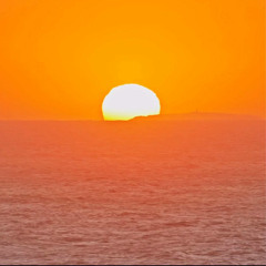 Shine 2.2. Golden Hour - nostalgic bright ambient for accepting your placement in the solar system