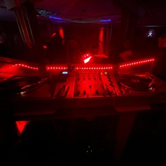 Techno @ Club NB
