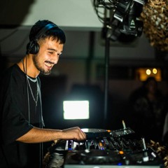 MINIMAL DEEP TECH #002