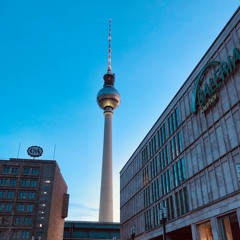 Berlin Call In "THE DAY"