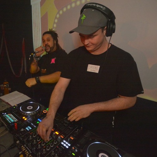 Isolation -Parallelmindz Souncloud Mix - 1