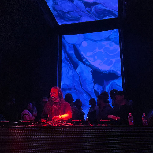 LIVE Sets