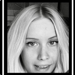 Amourette’s Christmas Song