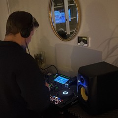 #1 Domme Domderdag by TOBi x FiNN