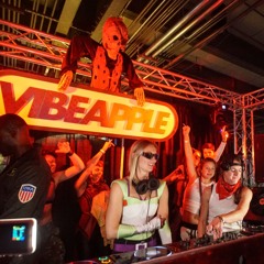 Halloween Train Station - Vibe Apple Set