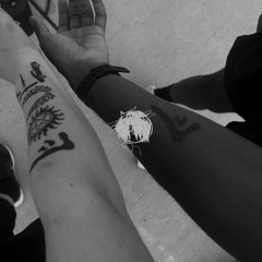 love is blind & i see clearly.