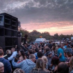 Intermission - The party is free (MINI MIX)