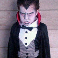 Вампир печалик (slowed) (prod.wh1tebea)