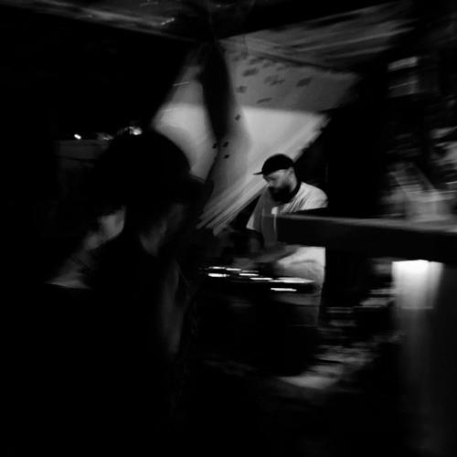 Luke July Live @ Sundays - March 2022