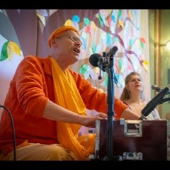 Kadamba Kanana Swami - Day 1 - Radhadesh Mellows 2020