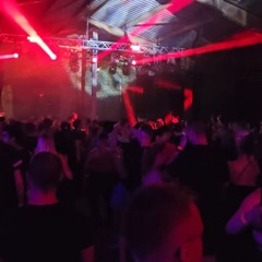 D9 megnyitó