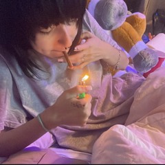 bitch im tryna smoke with yama @@stucklock