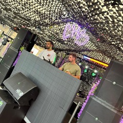 Mixes & Lives Sets