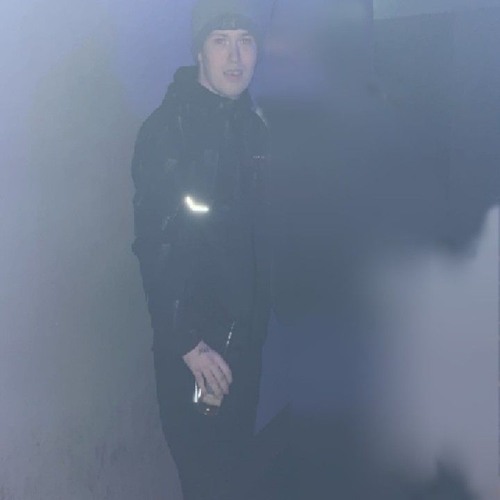 kick bass in your face X hear the sound