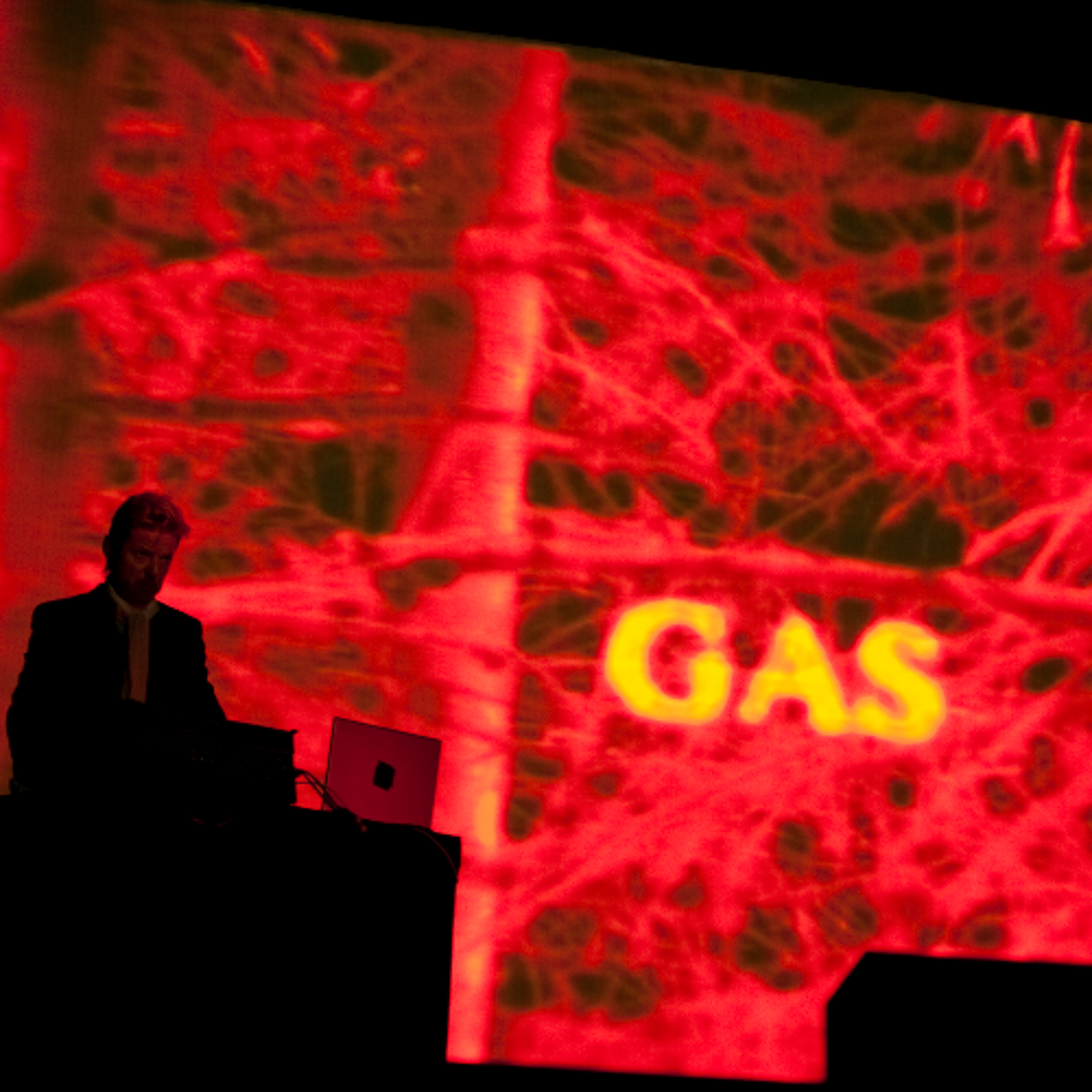 Line Noise 200 - Wolfgang Voigt / GAS episode artwork